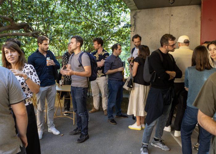f4b0a642-cbff-491b-8ab5-162982e0d120-0-2photo_representation__main_2__size_691x525_px-37-2024-05-29-hangout-porto-rm-554-(1)